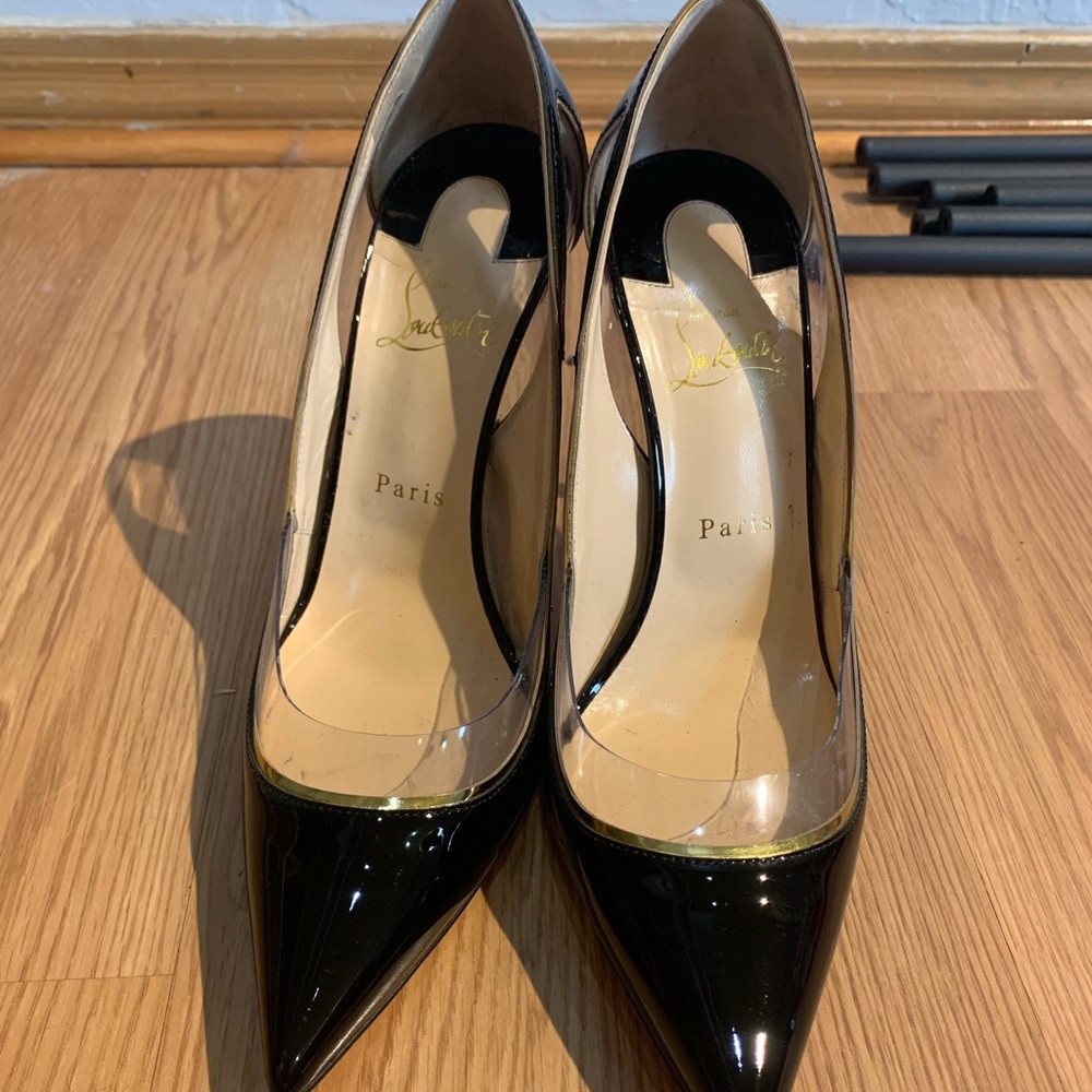 Christian louboutin red bottom heels